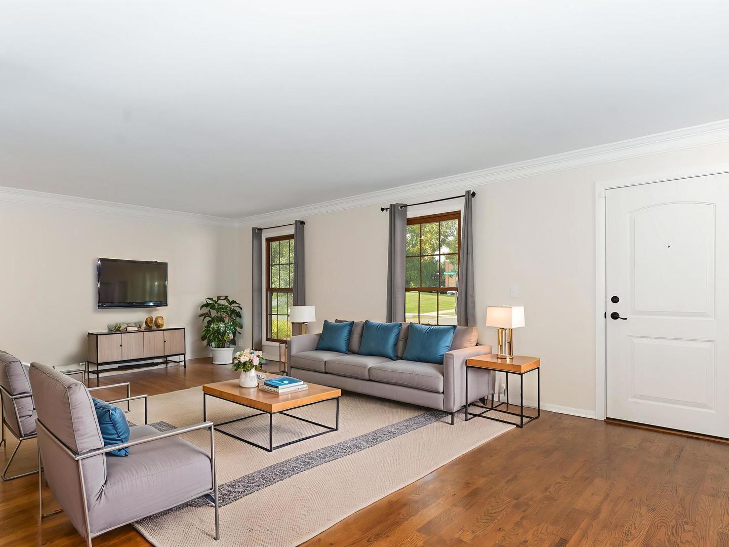 134 S Whispering Hills Drive