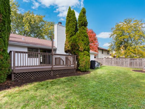 Tiny photo for 134 S Whispering Hills Drive, Naperville, IL 60540 (MLS # 12502047)