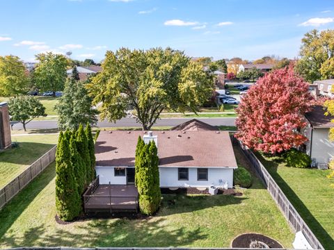 Tiny photo for 134 S Whispering Hills Drive, Naperville, IL 60540 (MLS # 12502047)