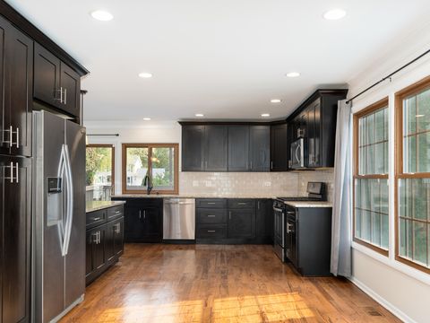 Tiny photo for 134 S Whispering Hills Drive, Naperville, IL 60540 (MLS # 12502047)