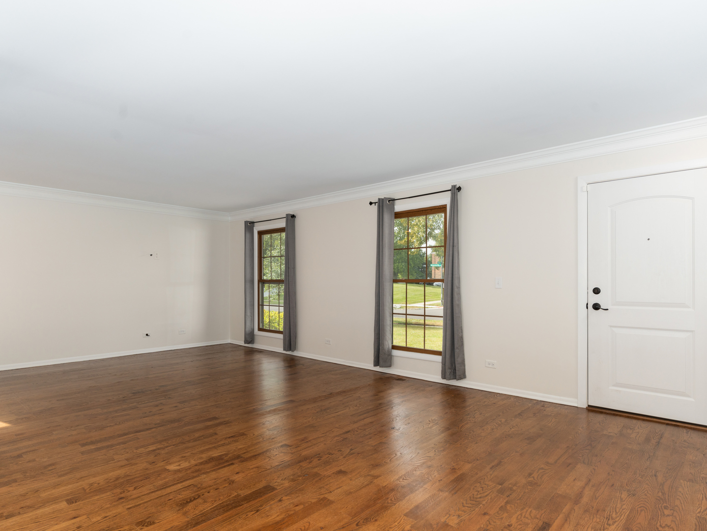 134 S Whispering Hills Drive