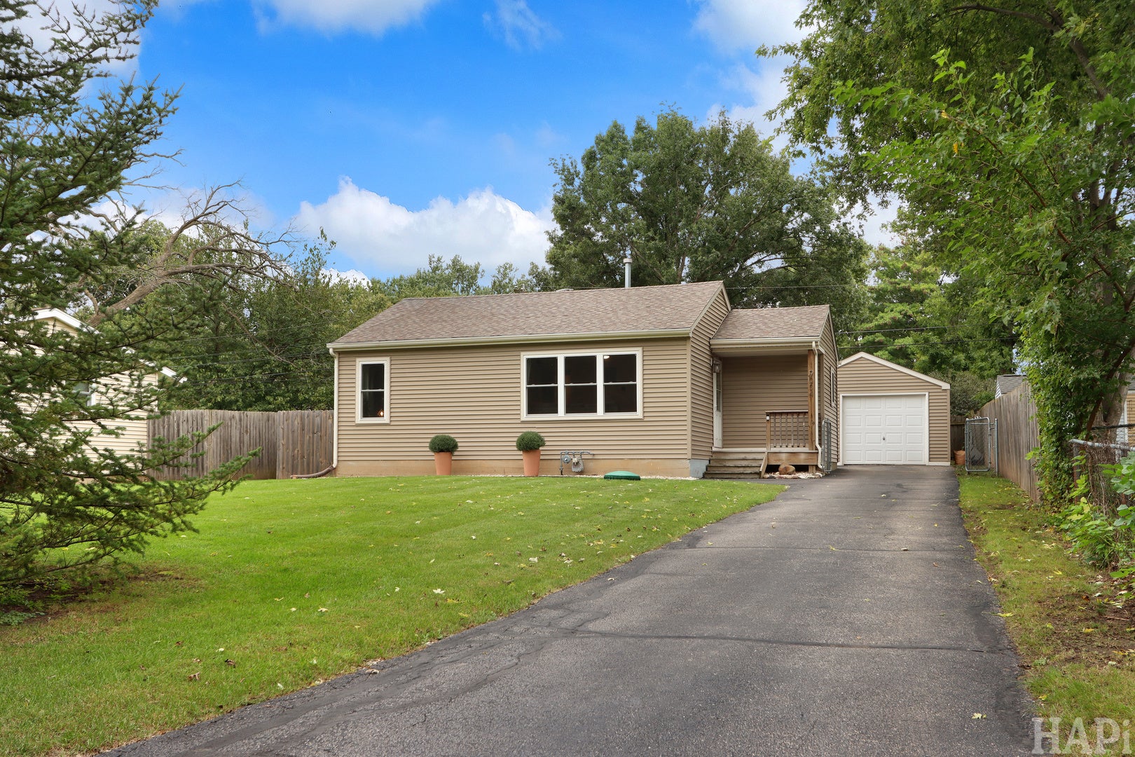 9004 Shady Lane