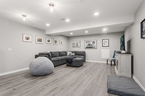 Tiny photo for 959 Sunburst Lane, Gilberts, IL 60136 (MLS # 12570168)