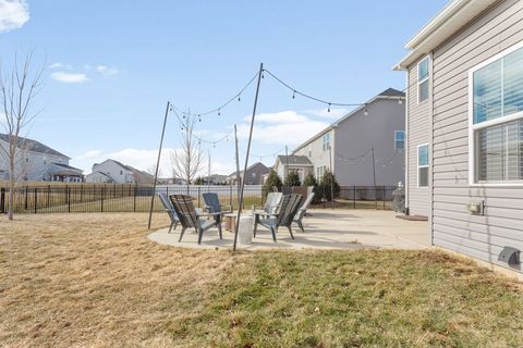 Tiny photo for 959 Sunburst Lane, Gilberts, IL 60136 (MLS # 12570168)