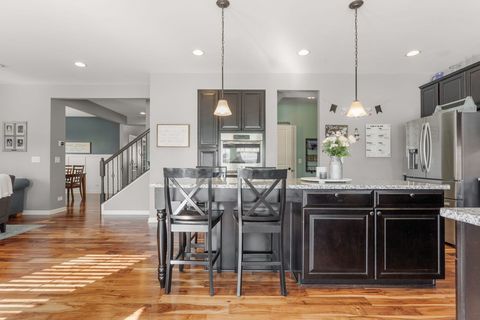 Tiny photo for 959 Sunburst Lane, Gilberts, IL 60136 (MLS # 12570168)