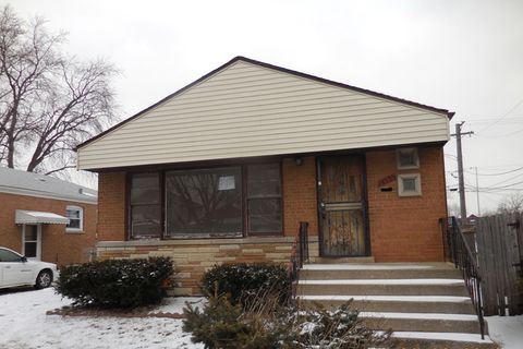 A home in BURNHAM