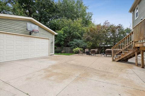 Tiny photo for 224 Newberry Avenue, Libertyville, IL 60048 (MLS # 12483505)