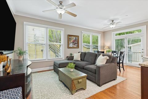 Tiny photo for 224 Newberry Avenue, Libertyville, IL 60048 (MLS # 12483505)