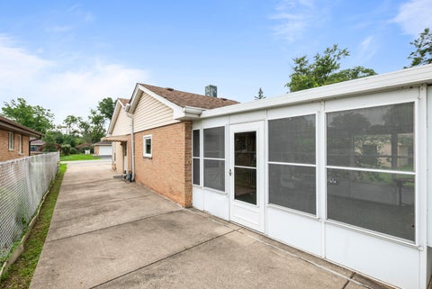Tiny photo for 6926 W 115th Place, Worth, IL 60482 (MLS # 12701272)