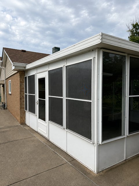 Tiny photo for 6926 W 115th Place, Worth, IL 60482 (MLS # 12701272)
