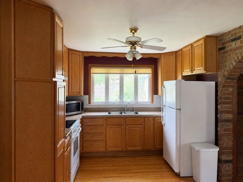 Tiny photo for 6926 W 115th Place, Worth, IL 60482 (MLS # 12701272)