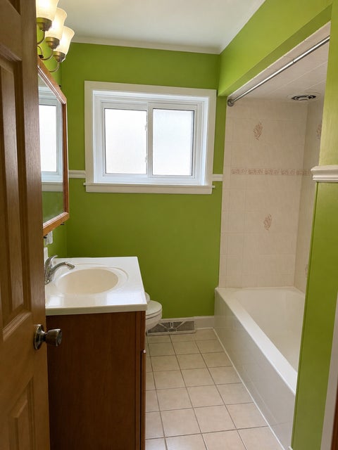 Tiny photo for 6926 W 115th Place, Worth, IL 60482 (MLS # 12701272)