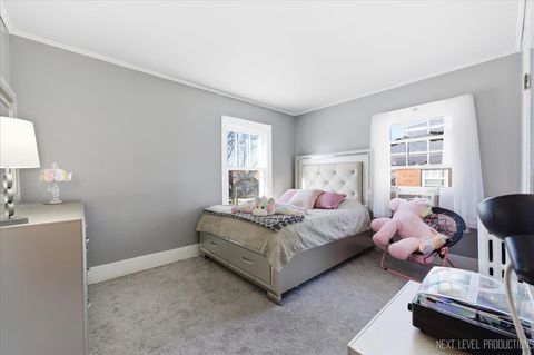 Tiny photo for 628 Sexton Street, Aurora, IL 60505 (MLS # 12571387)