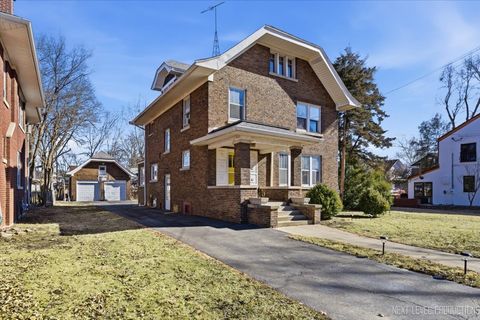 Tiny photo for 628 Sexton Street, Aurora, IL 60505 (MLS # 12571387)
