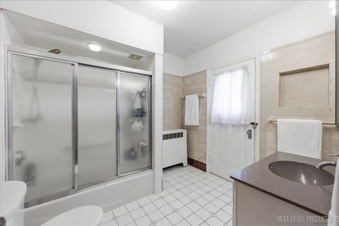 Tiny photo for 628 Sexton Street, Aurora, IL 60505 (MLS # 12571387)