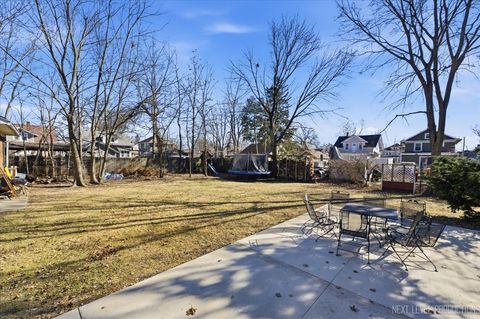 Tiny photo for 628 Sexton Street, Aurora, IL 60505 (MLS # 12571387)