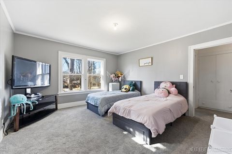 Tiny photo for 628 Sexton Street, Aurora, IL 60505 (MLS # 12571387)