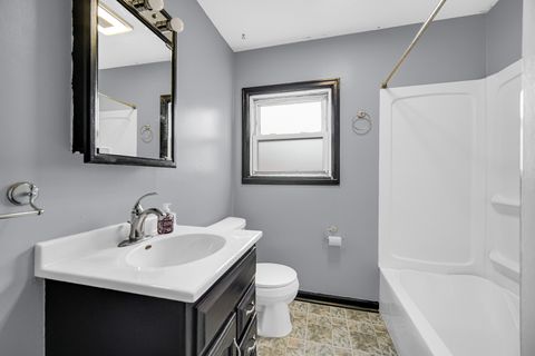 Tiny photo for 4519 152nd Street, Midlothian, IL 60445 (MLS # 12538893)