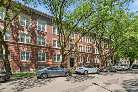 Photo of 5052 S Blackstone Avenue #2, Chicago, IL 60615 (MLS # 12699647)