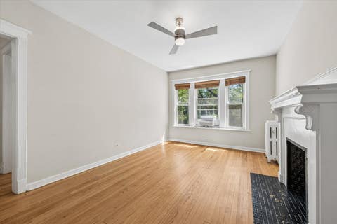 Tiny photo for 5052 S Blackstone Avenue #2, Chicago, IL 60615 (MLS # 12699647)