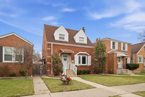 Photo of 5115 N Newland Avenue, Chicago, IL 60656 (MLS # 12583469)