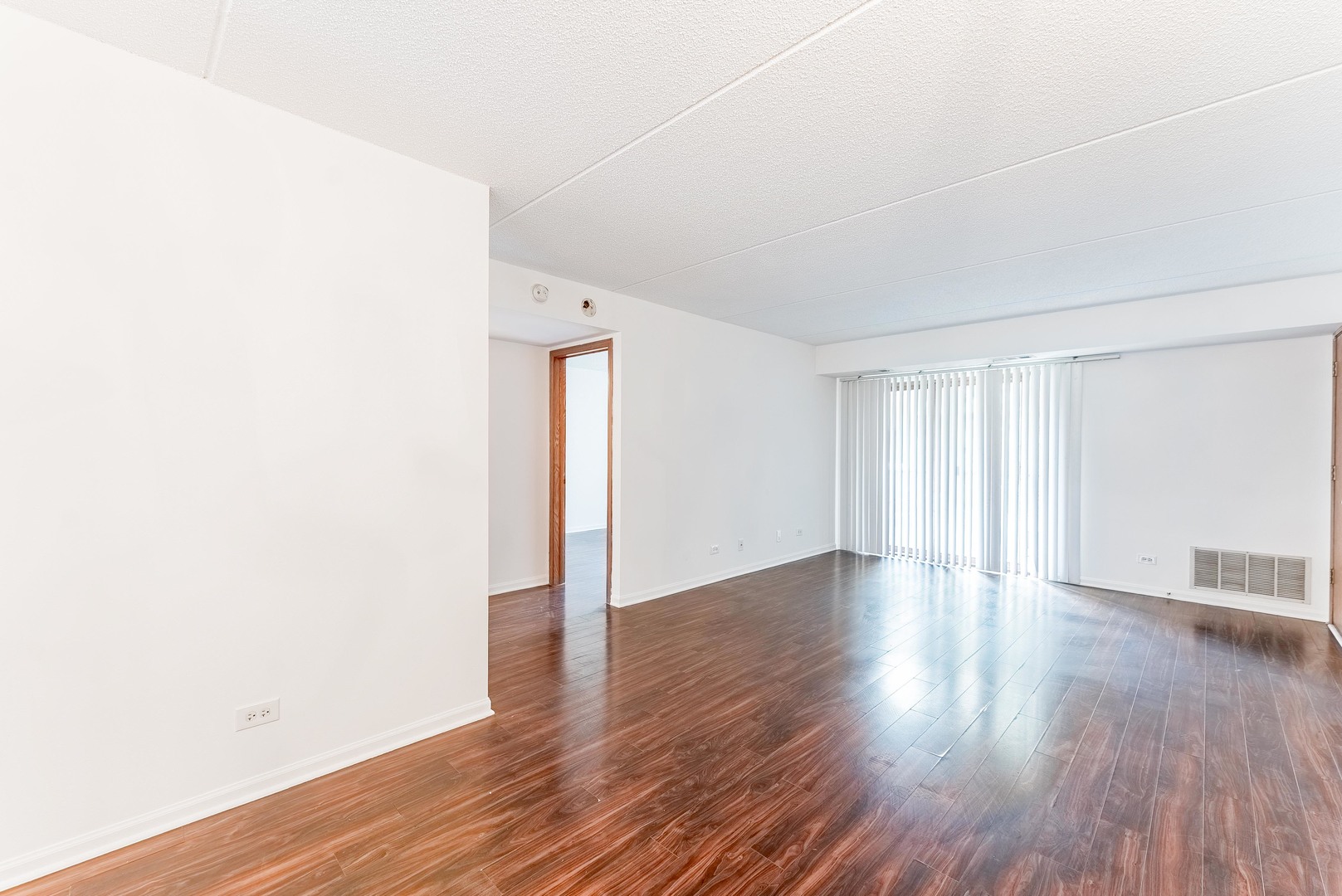 8710 W Evelyn Lane 201