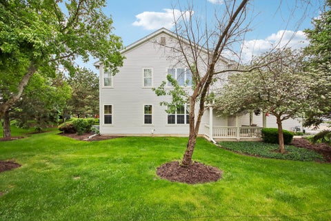 Tiny photo for 502 Heritage Court, St. Charles, IL 60175 (MLS # 12676302)