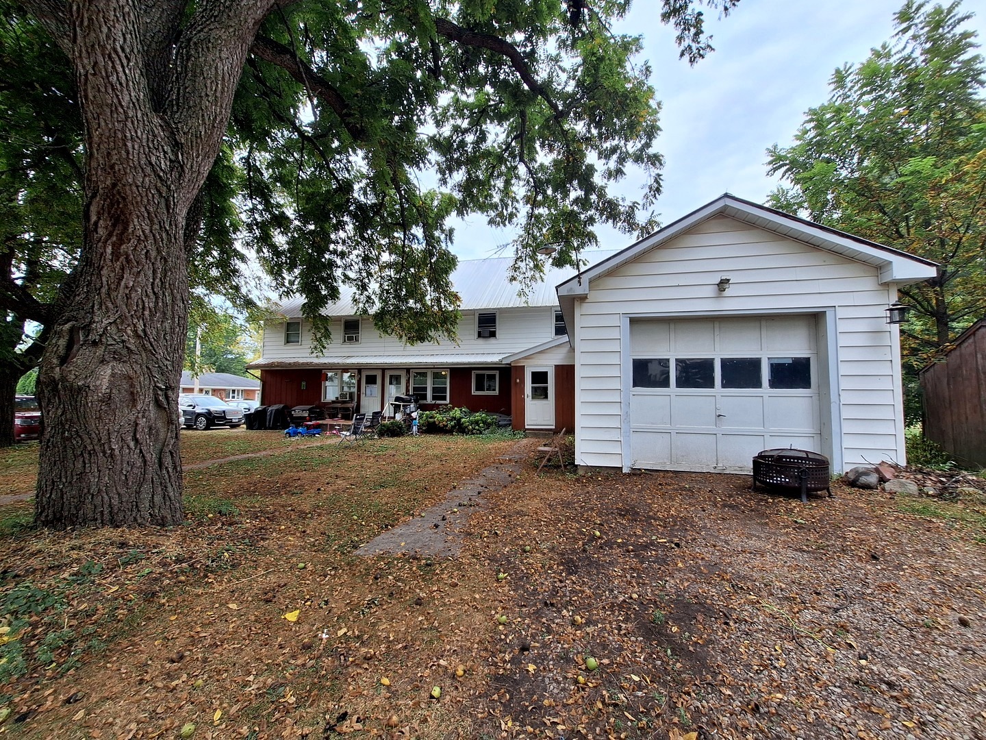200 N Oregon Street