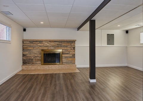 Tiny photo for 1006 Elm Avenue, Sterling, IL 61081 (MLS # 12788300)