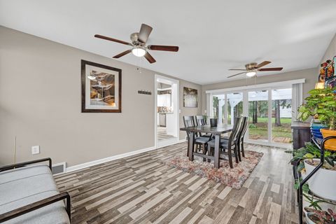 Tiny photo for 1601 N Linden Street, Normal, IL 61761 (MLS # 12600962)