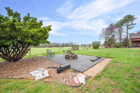 Tiny photo for 1601 N Linden Street, Normal, IL 61761 (MLS # 12600962)