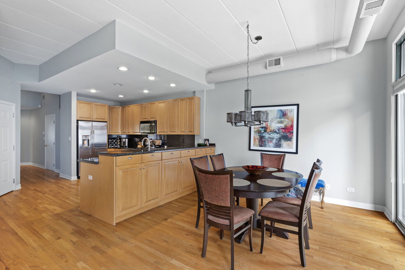 841 W MONROE Street 4B