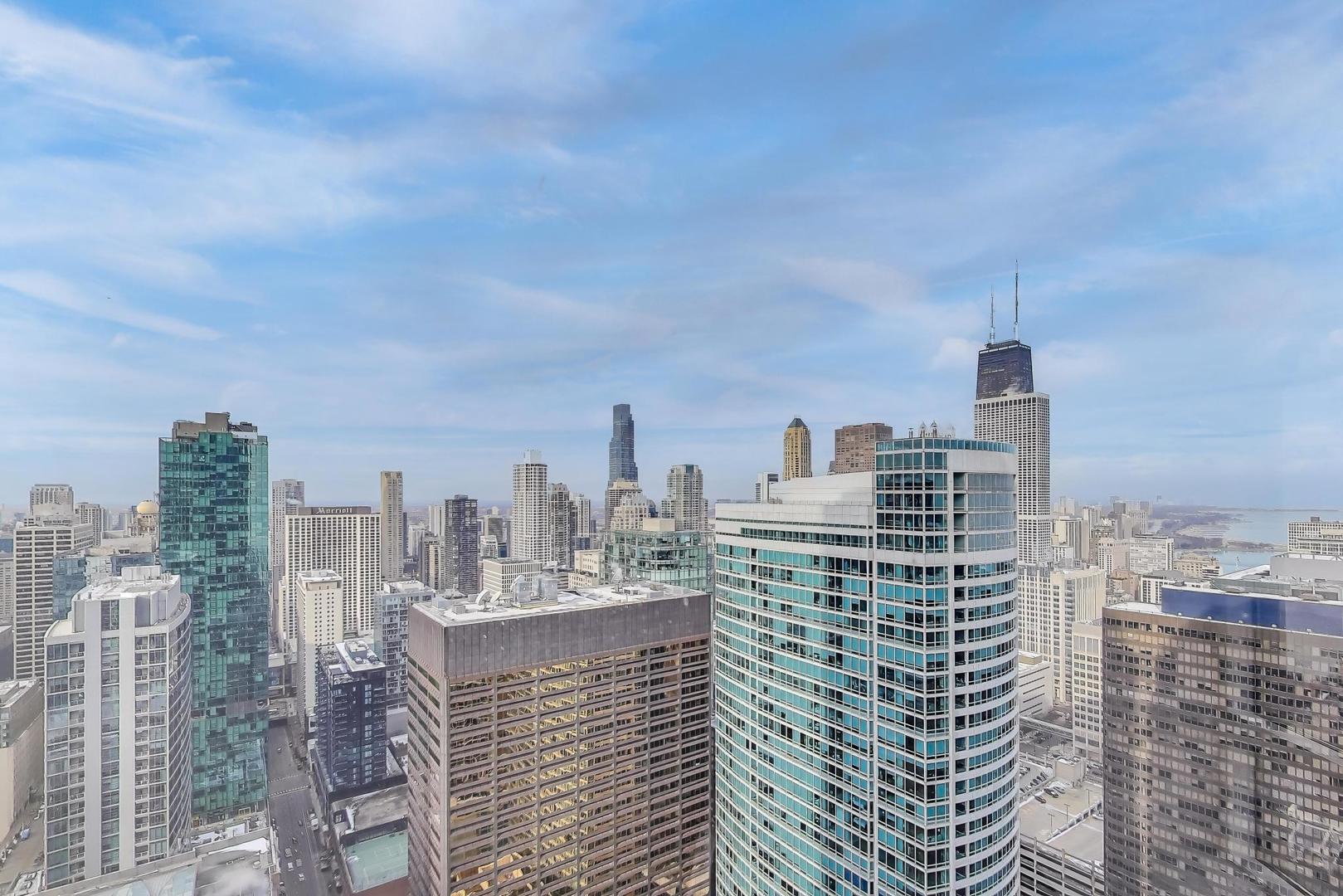 512 N McClurg Court 4601