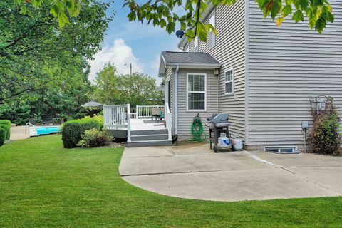 Tiny photo for 8 Plantation Court, Bloomington, IL 61704 (MLS # 12494268)