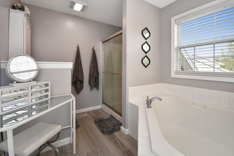 Tiny photo for 8 Plantation Court, Bloomington, IL 61704 (MLS # 12494268)