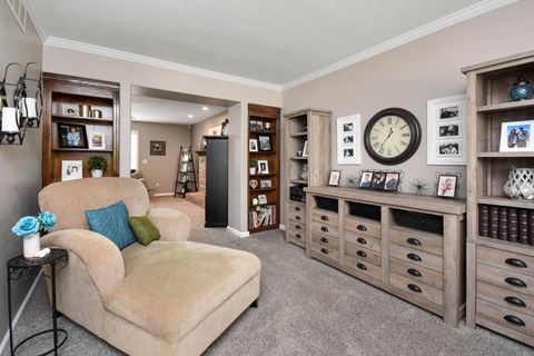 Tiny photo for 8 Plantation Court, Bloomington, IL 61704 (MLS # 12494268)
