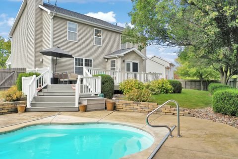 Tiny photo for 8 Plantation Court, Bloomington, IL 61704 (MLS # 12494268)