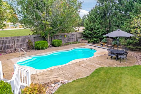 Tiny photo for 8 Plantation Court, Bloomington, IL 61704 (MLS # 12494268)