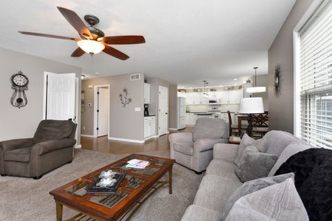 Tiny photo for 8 Plantation Court, Bloomington, IL 61704 (MLS # 12494268)