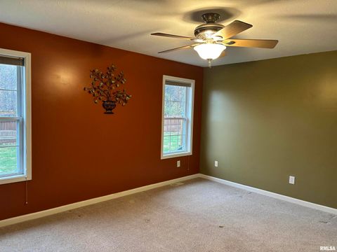 Tiny photo for 4232 Woodglen Lane, Mt Vernon, IL 62864 (MLS # EB460550)