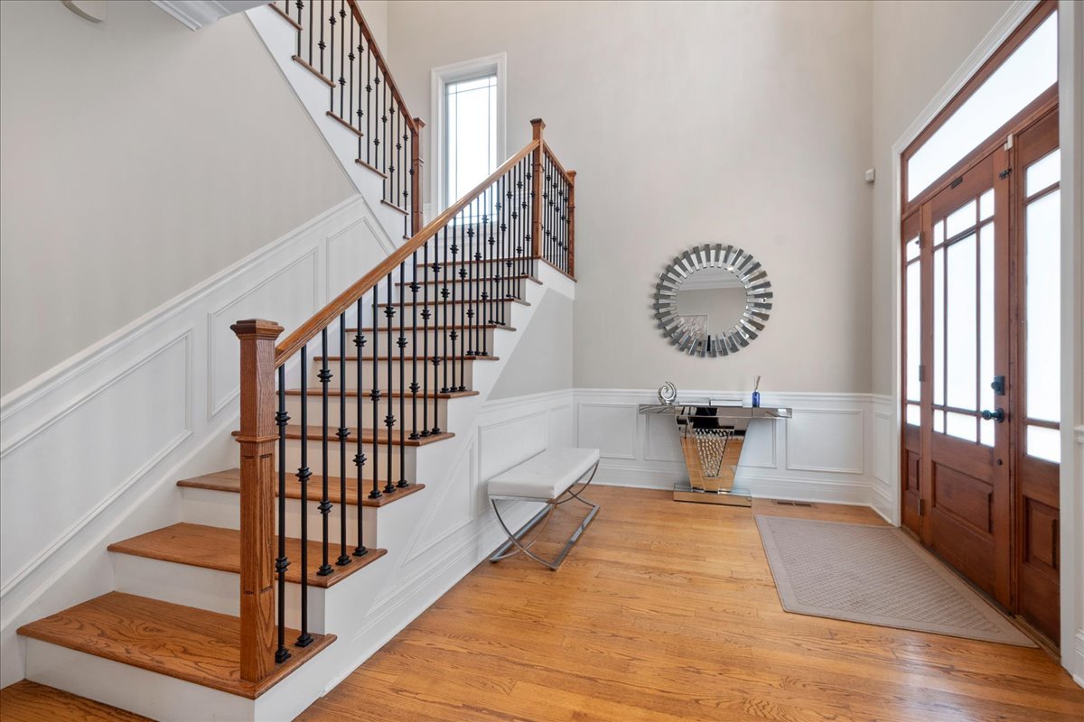 4413 N Orange Avenue