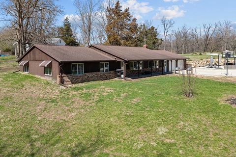 Tiny photo for 9025 217th Street N, Port Byron, IL 61275 (MLS # 12613971)