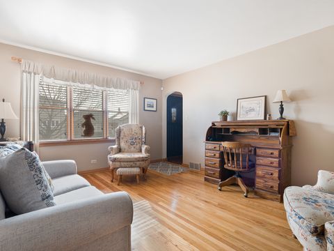 Tiny photo for 2028 N 72nd Court, Elmwood Park, IL 60707 (MLS # 12583213)