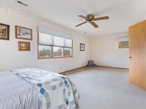 Tiny photo for 2028 N 72nd Court, Elmwood Park, IL 60707 (MLS # 12583213)