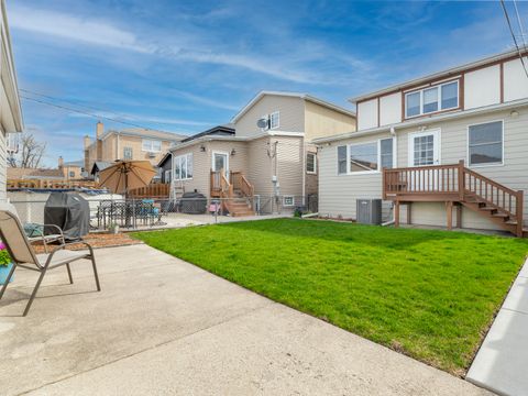 Tiny photo for 2028 N 72nd Court, Elmwood Park, IL 60707 (MLS # 12583213)