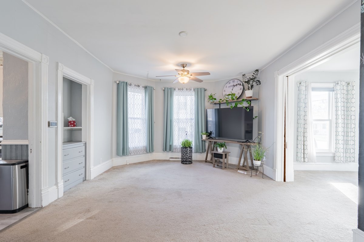 Normal, Illinois 61761, United States, 3 Bedrooms Bedrooms, ,2 BathroomsBathrooms,Residential,Active,251304