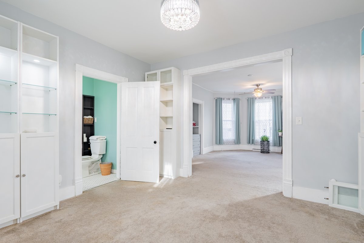 Normal, Illinois 61761, United States, 3 Bedrooms Bedrooms, ,2 BathroomsBathrooms,Residential,Active,251304