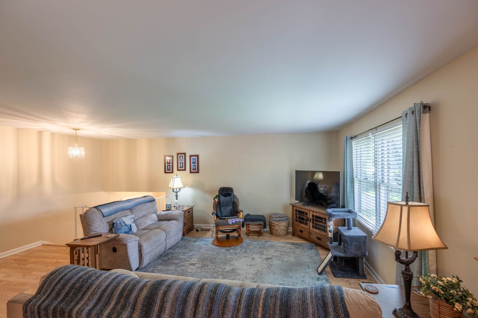 520 S 15th Court