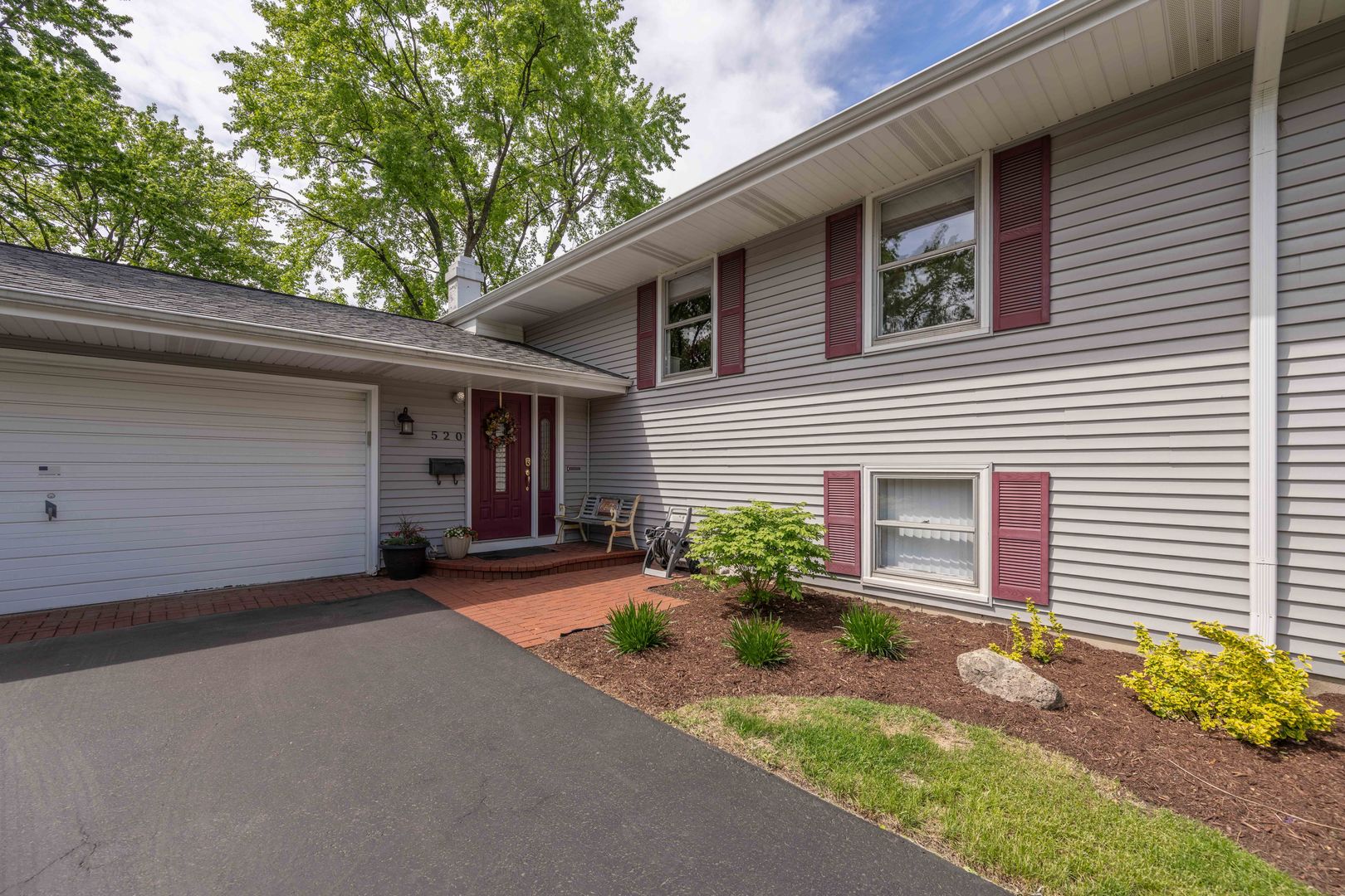 520 S 15th Court