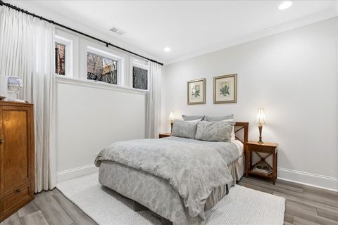 Tiny photo for 2723 N MAGNOLIA Avenue, Chicago, IL 60614 (MLS # 12582262)